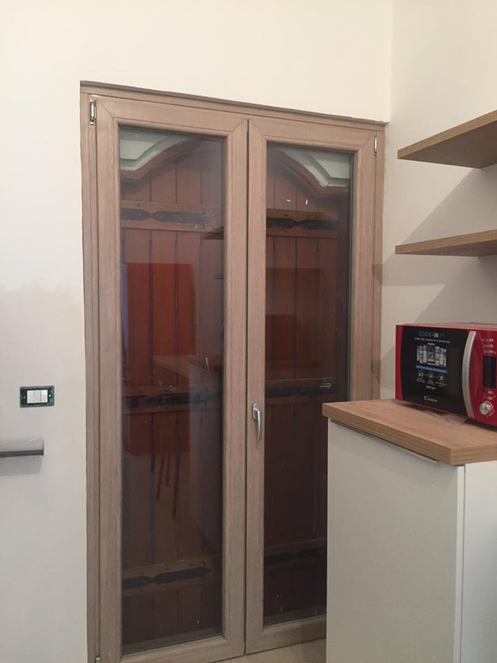 Portafinestra effetto legno chiaro